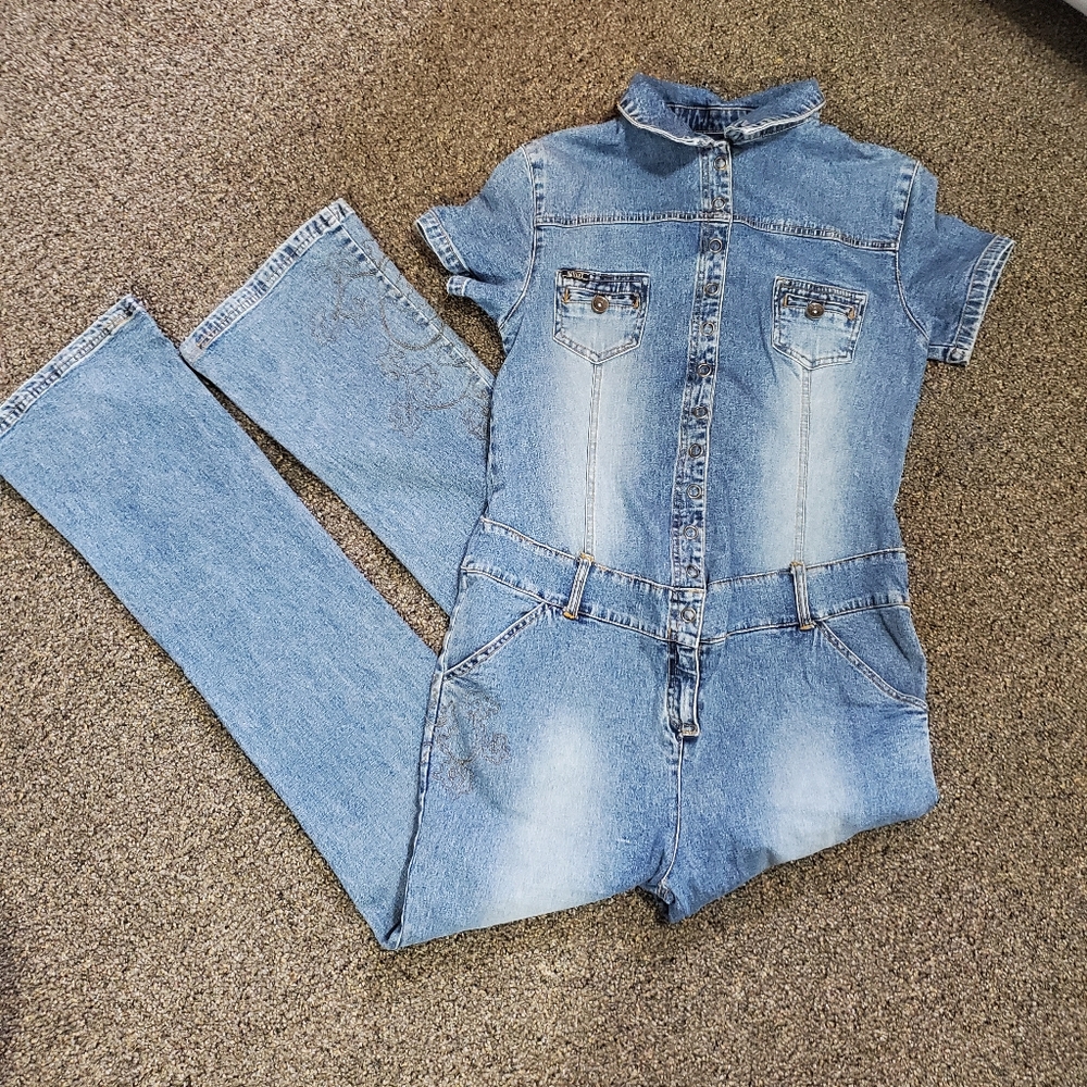 VINTAGE REVOLT~ DENIM SNAP UP  JUMPSUIT WITH EMBROIDERY!